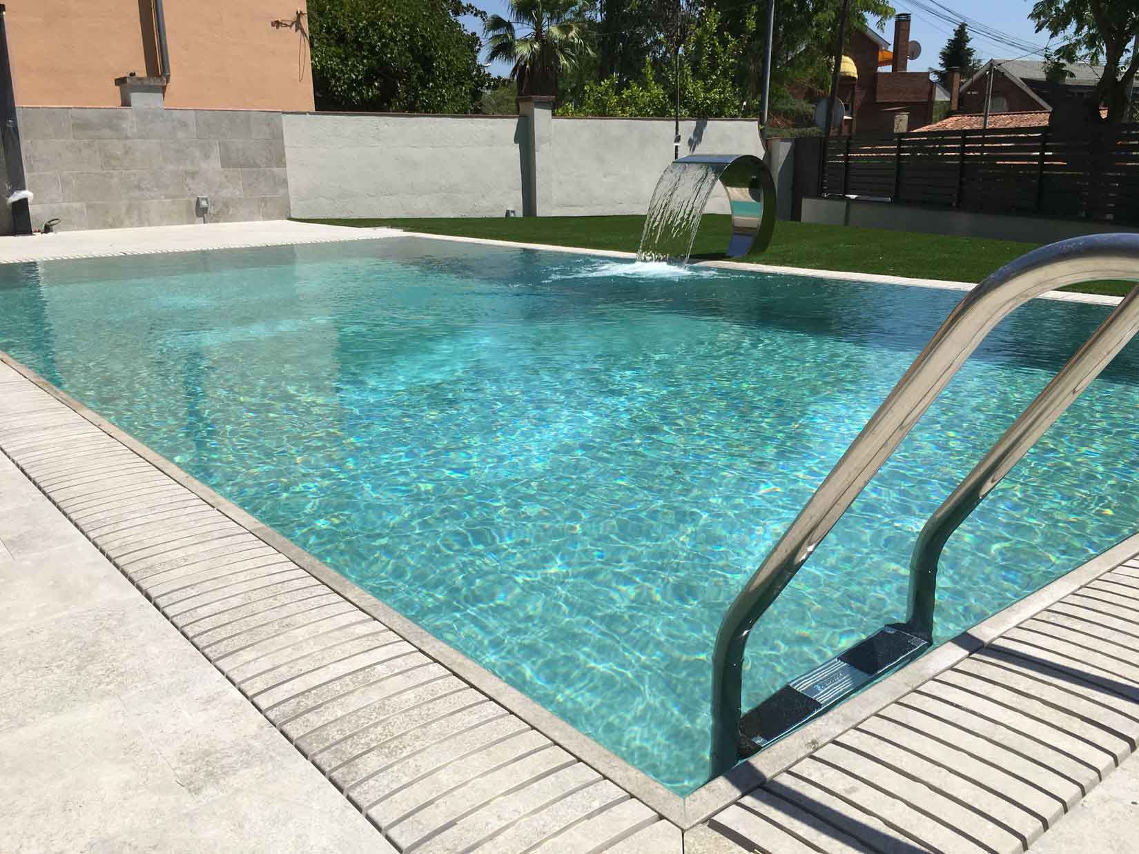 Empresa de piscinas en 