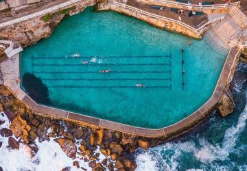 Llenar piscinas con agua de mar